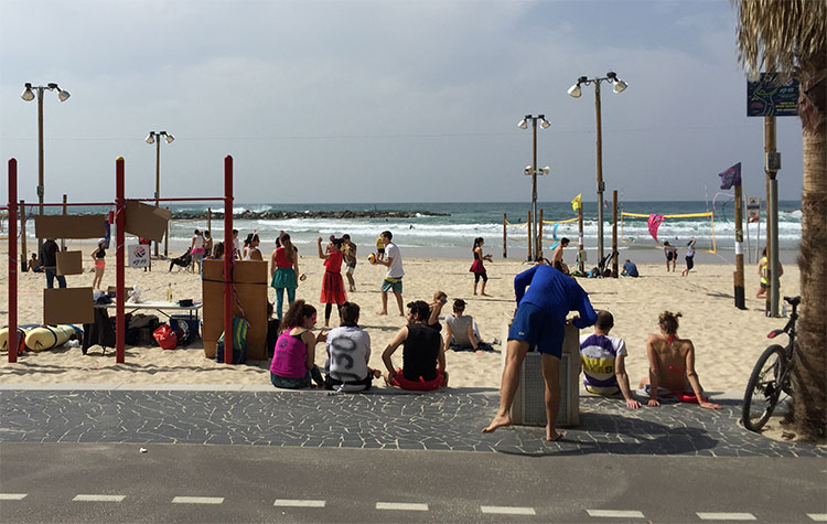 Carnaval israelense nas praias e Tel Aviv