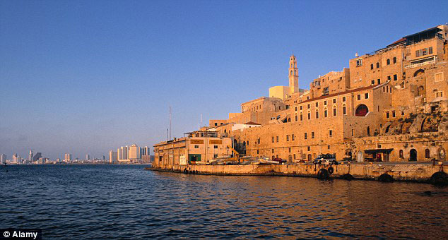 Old Jaffa e Tel Aviv lá no fundo