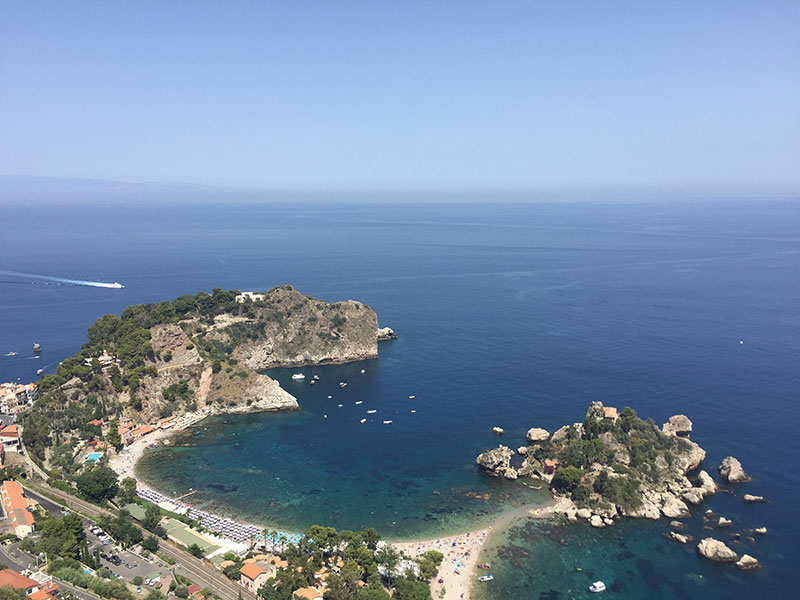 Praia de Isola Bella em Taormina